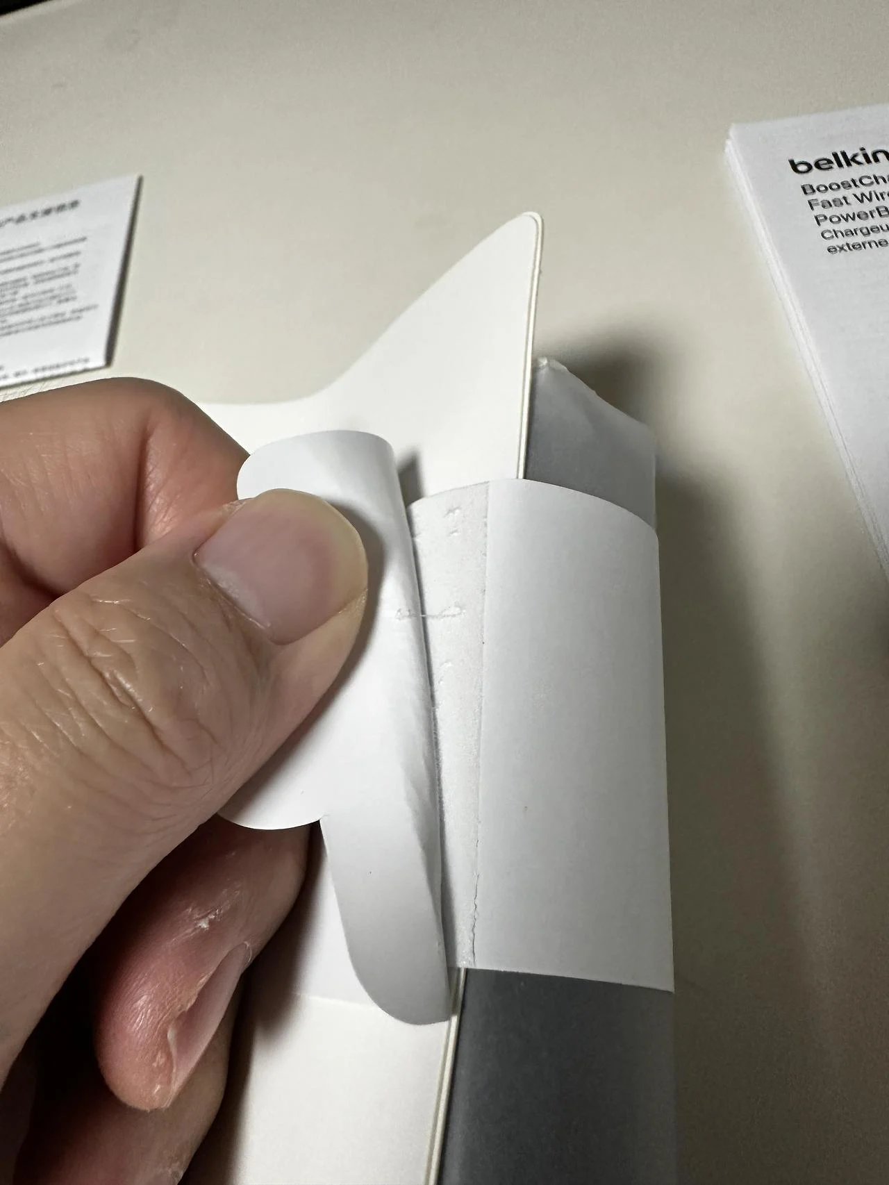 벨킨_MFW_포장개봉시도